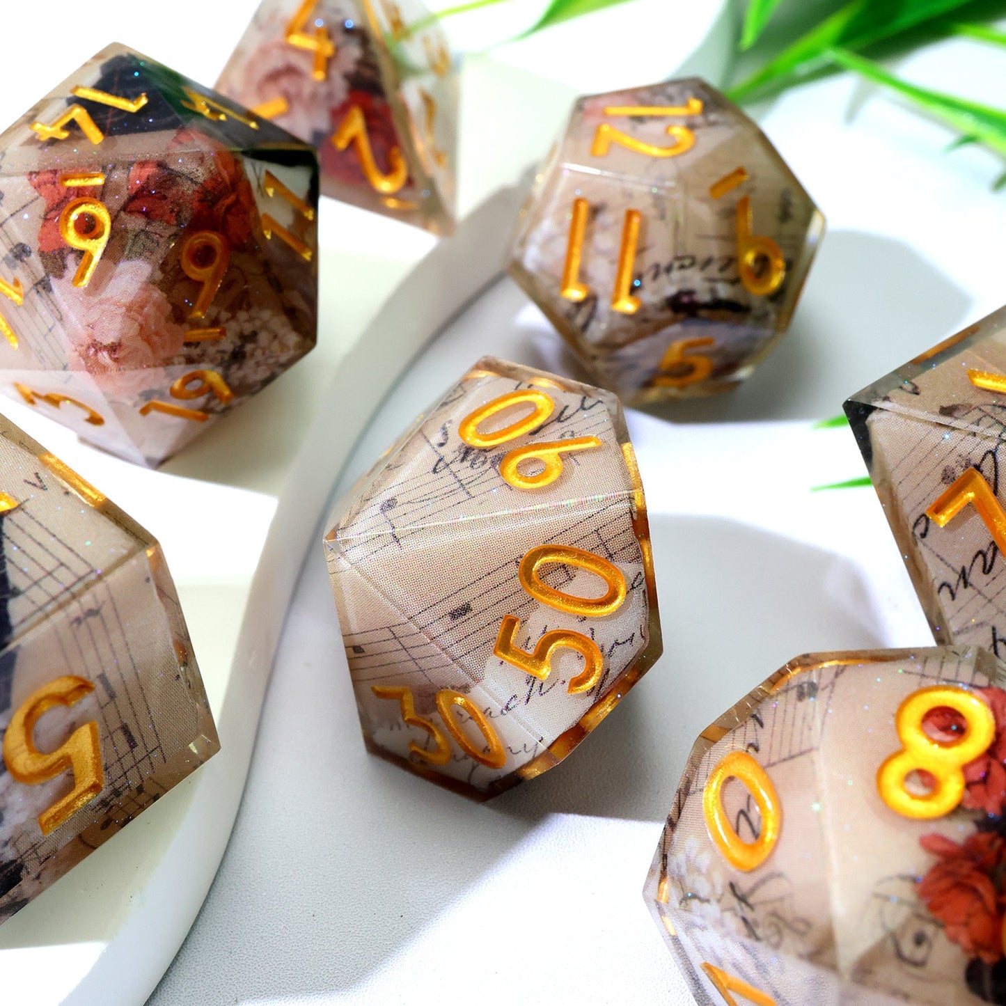 Sonnet of Thorns | Art Core Dice| 7 Piece Set
