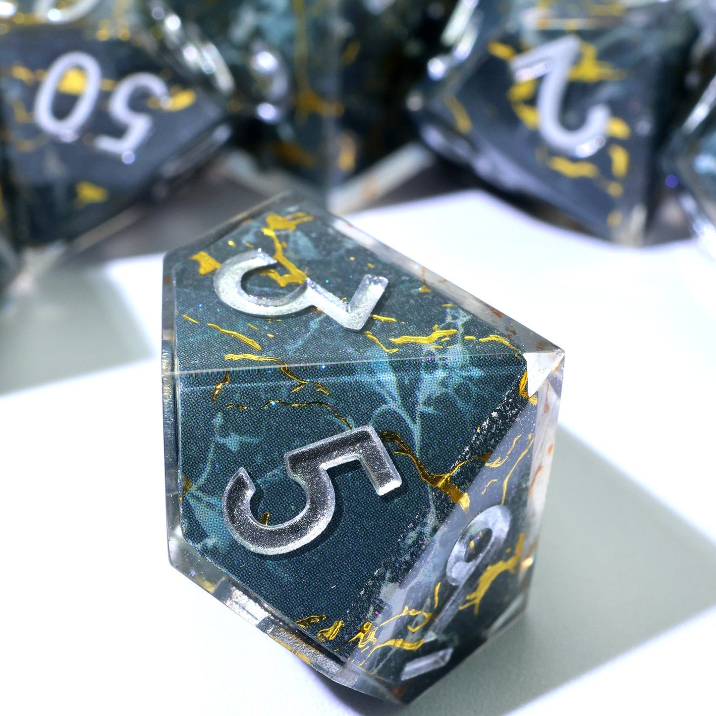 Gilded Void | Art Core Dice | 7 Piece Set