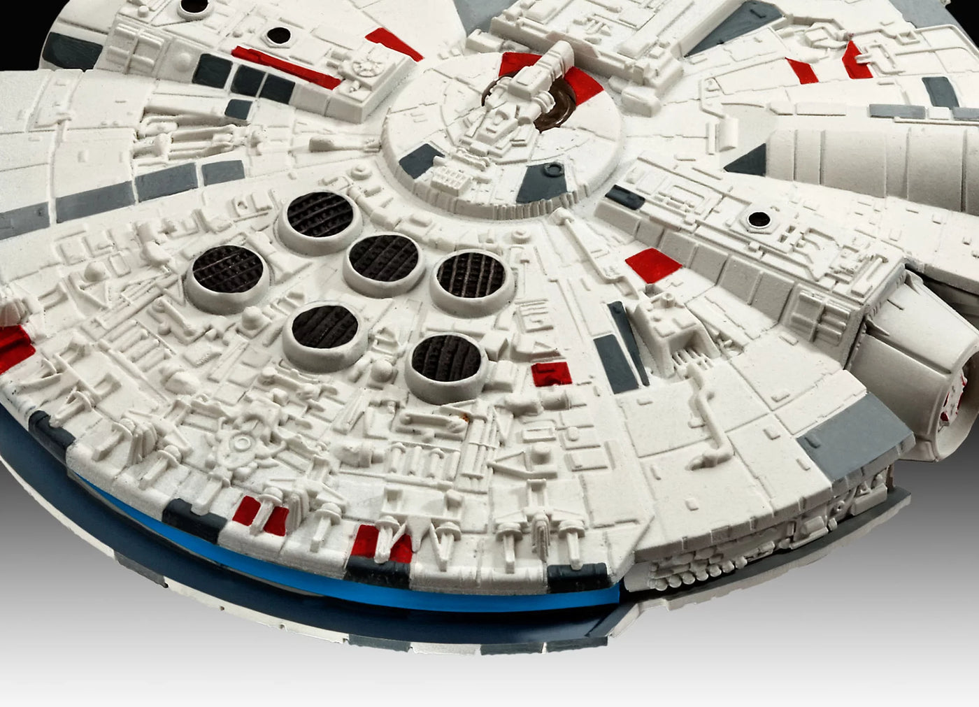03600 Star Wars Millennium Falcon Model and Paints Set
